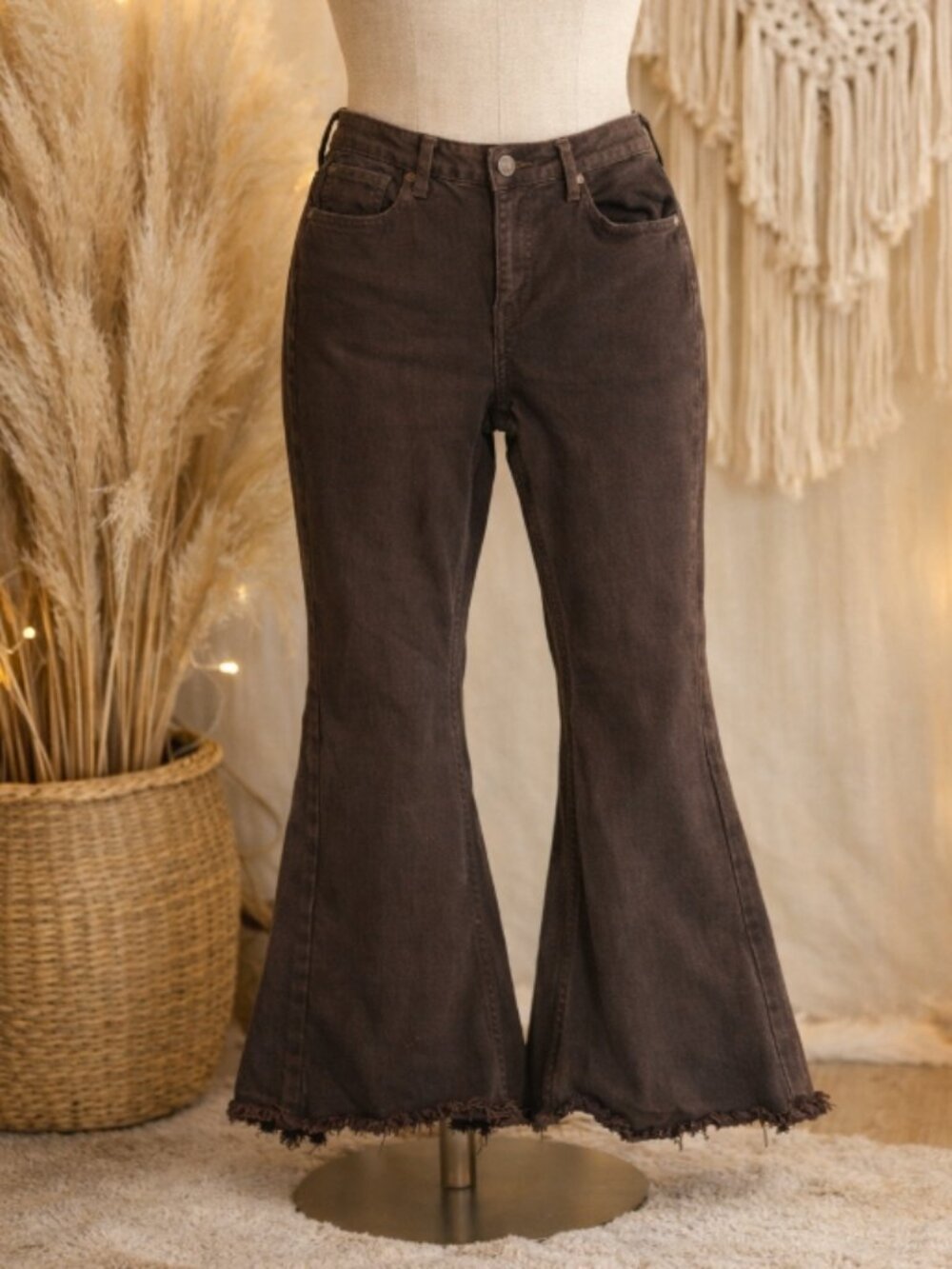 Shyanne Brown Raw Hem Flare Jeans 30 Western Boho Country Western Chic Fringed